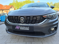 Czarne emblematy Fiat Tipo 3.jpg