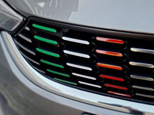 Naklejki na grill Fiat Tipo włoskie barwy